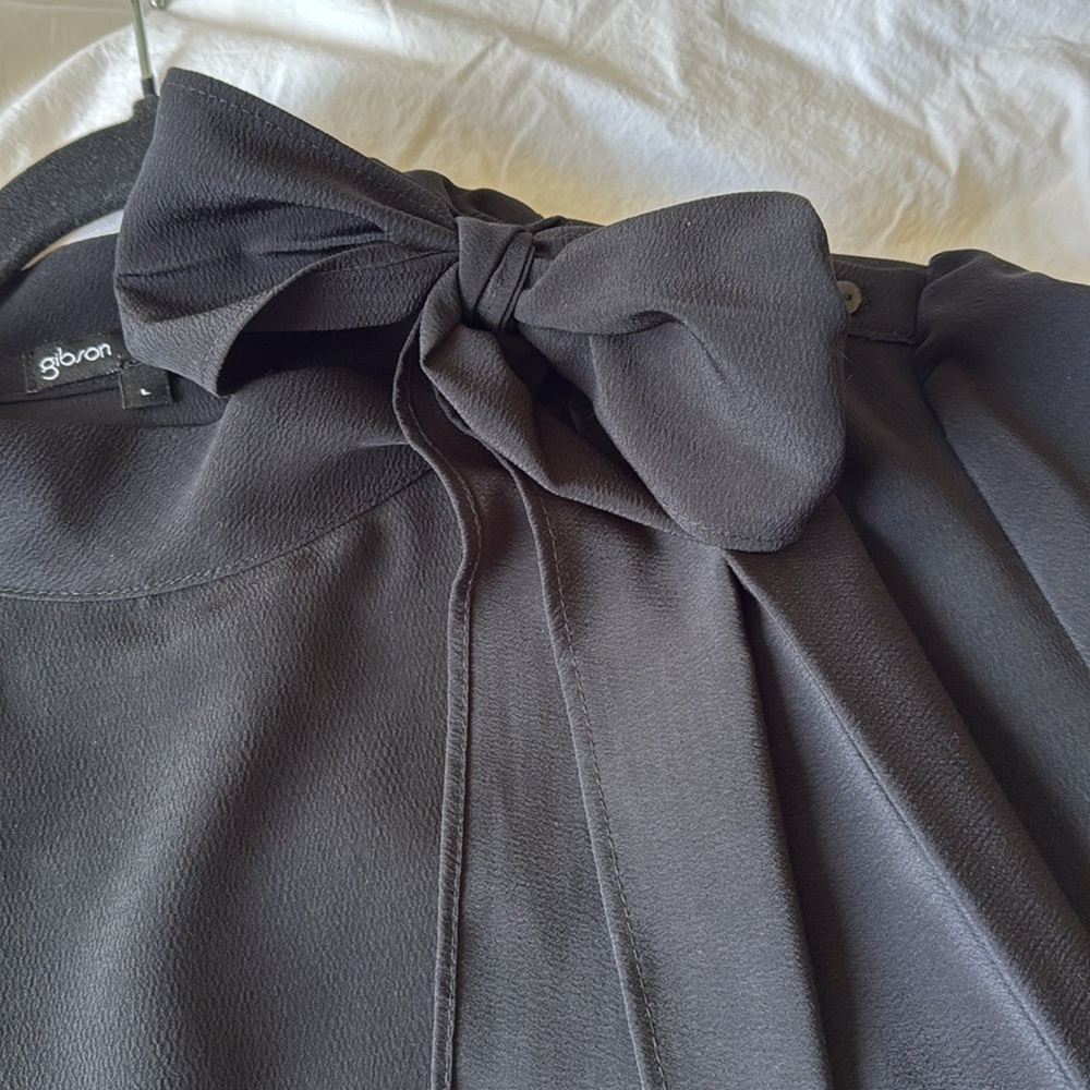 Gibson satin like blouse with bow detail at mock neck - Picture 3 of 7